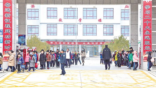 庆阳市各中小学幼儿园迎来新学期